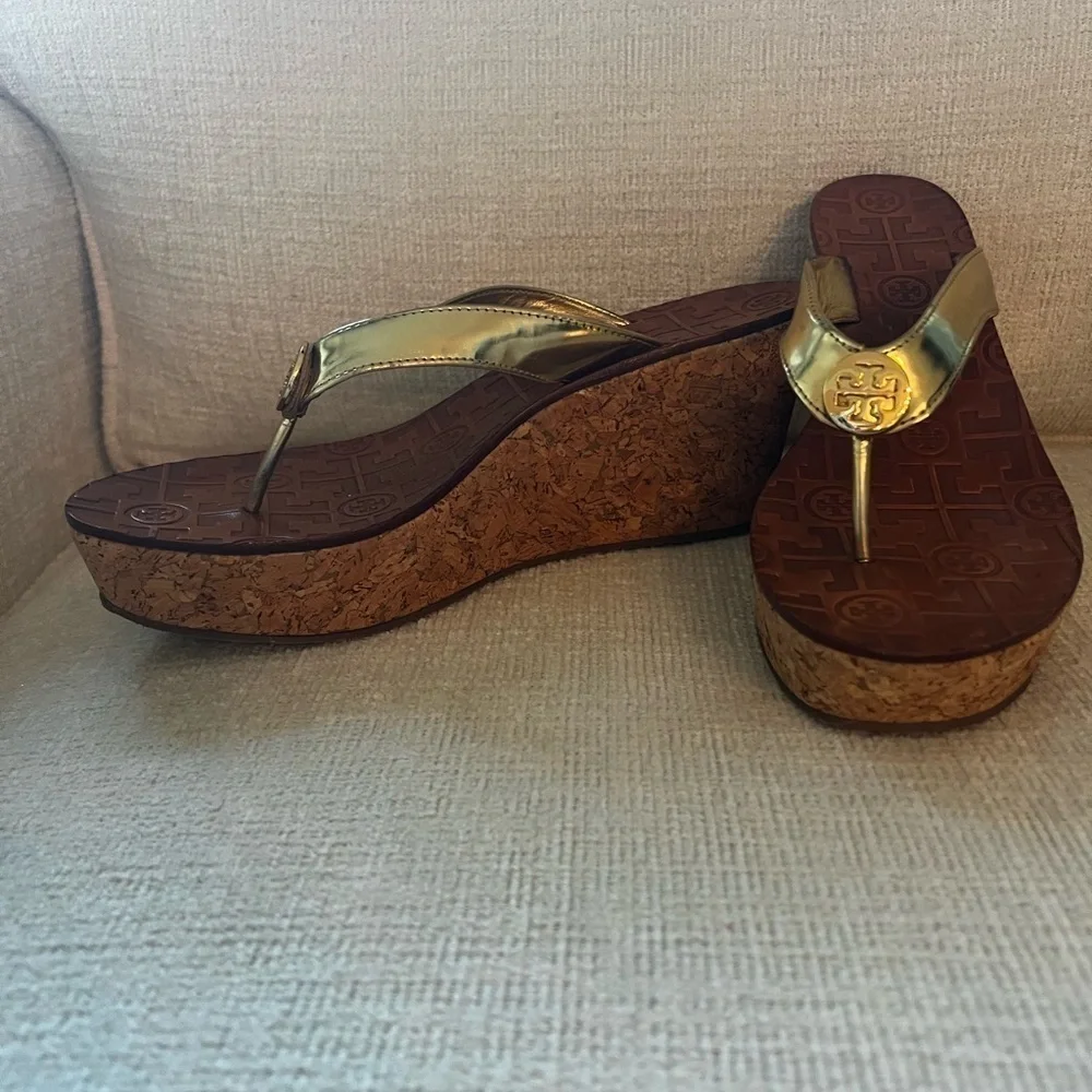 Tory Burch Gold Patent Leather Slip On Thong Sandals with Cork Platform